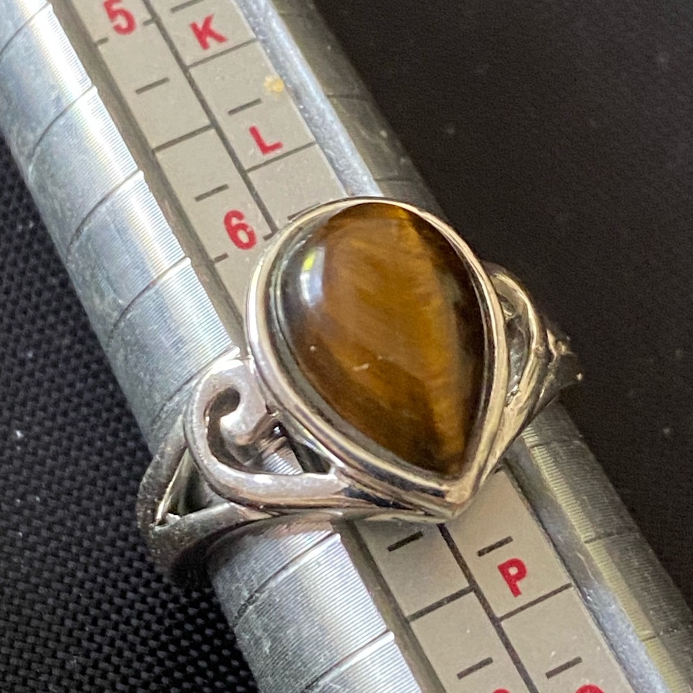 Pear Shaped Tiger Eye Sterling silver ring. 6.5